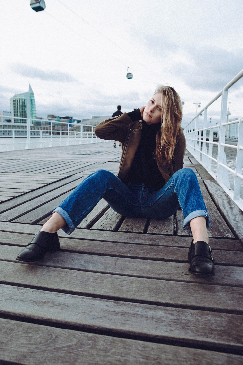 Pauline, french girl, lifestyle portrait photoshoot in lisbon 