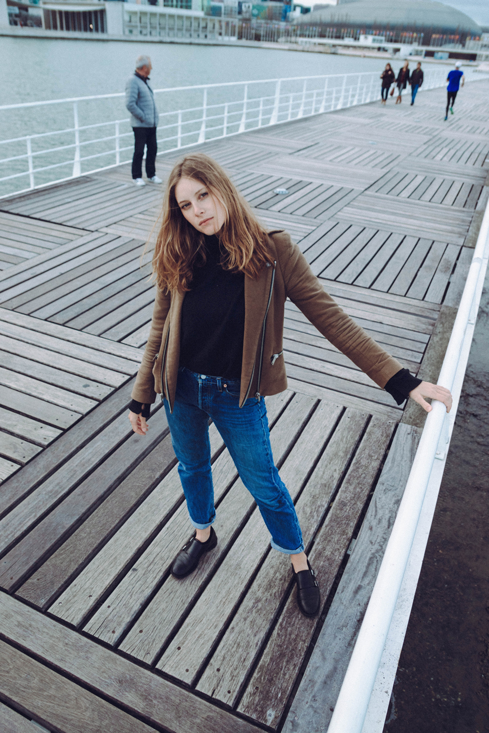Pauline, french girl, lifestyle portrait photoshoot in lisbon 