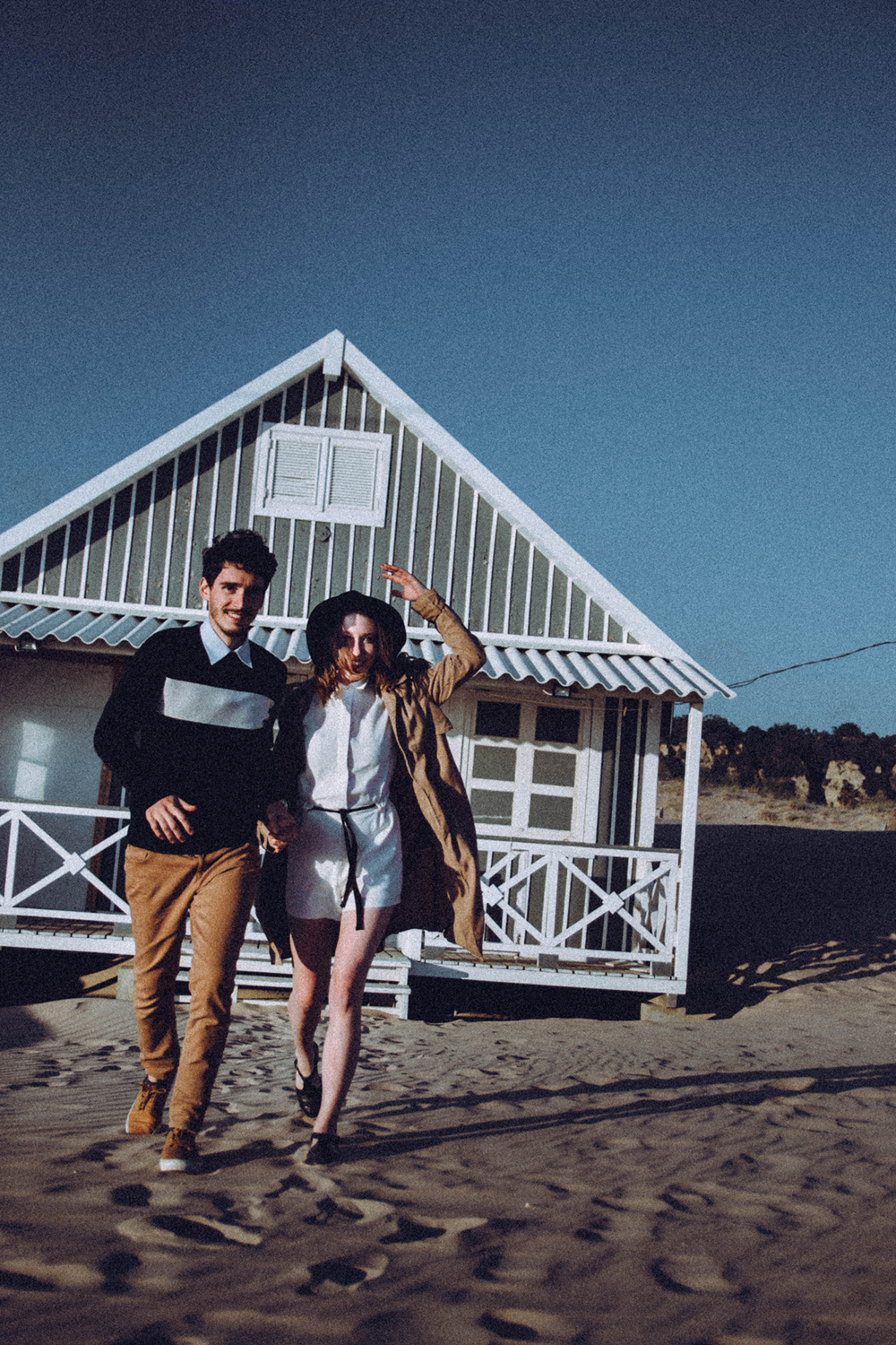 couple photoshoot, costa da caparica, portugal, vintage photo