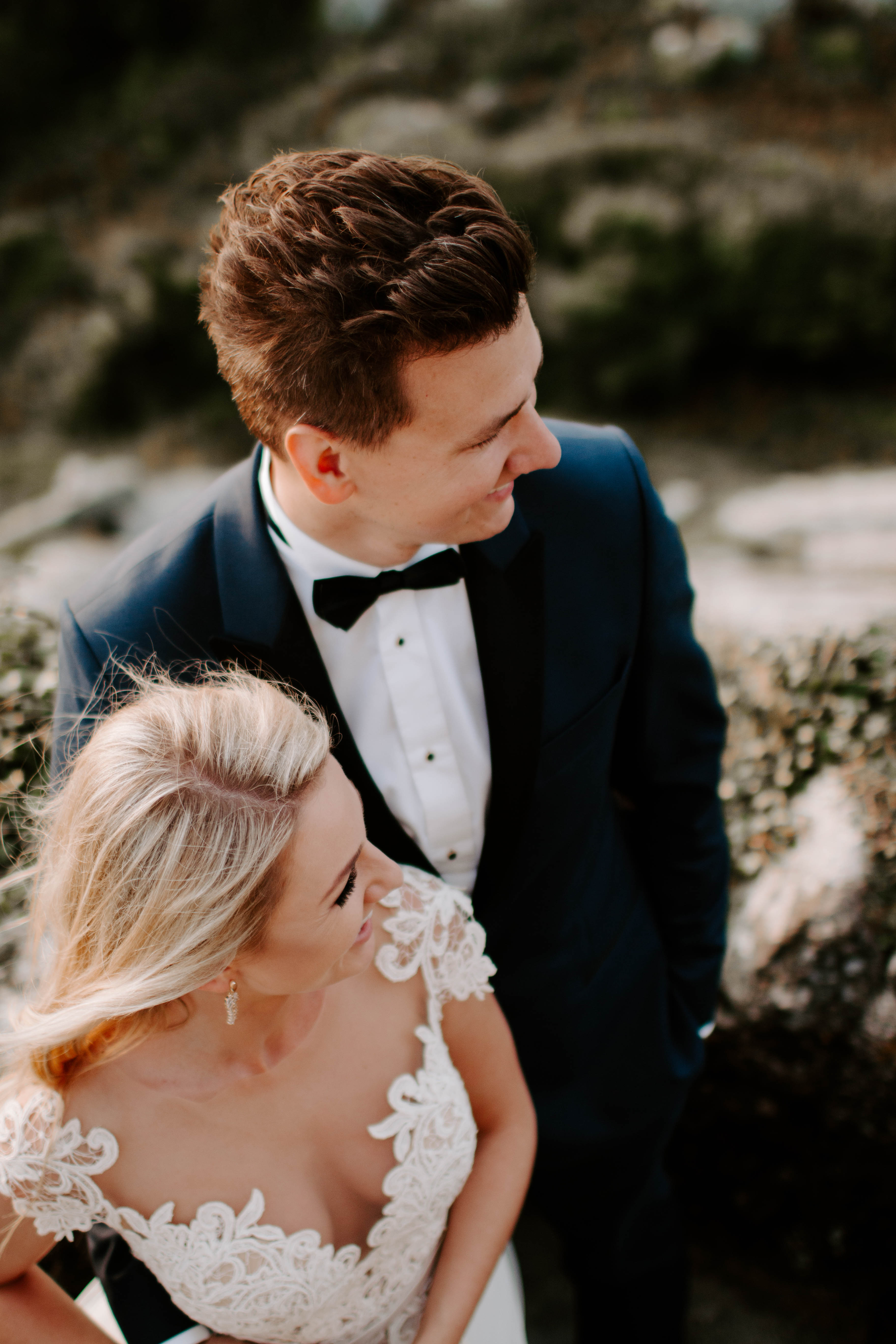 laughing wedding couple